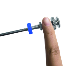 Dual-Capacity Insemination Gun with Ring - Ring configuration detail