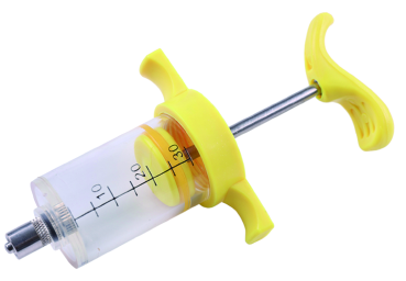 G-Type Plastic Veterinary Syringe with a transparent barrel