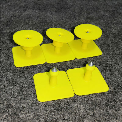 Square pig ear tag fastening profile