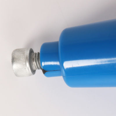 Vacuum regulator adjustment screw